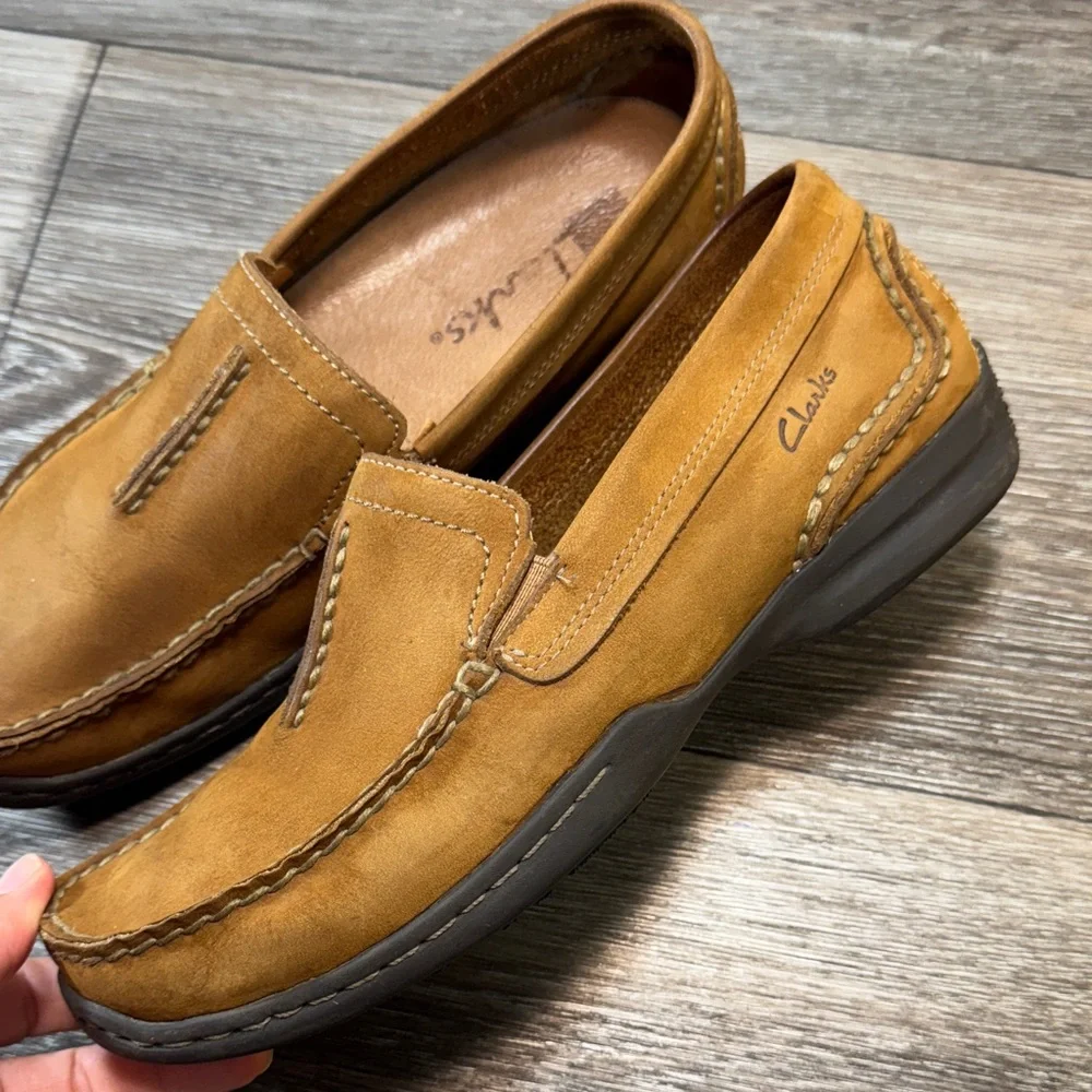 Clarks Men's Brown Leather Slip-On Loafers size 7.5 (s172)